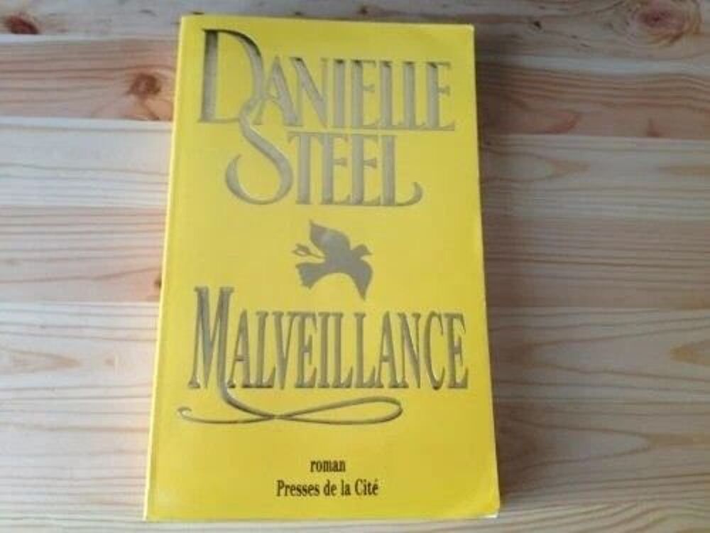 Danielle Steel - Malveillance
Livres et BD