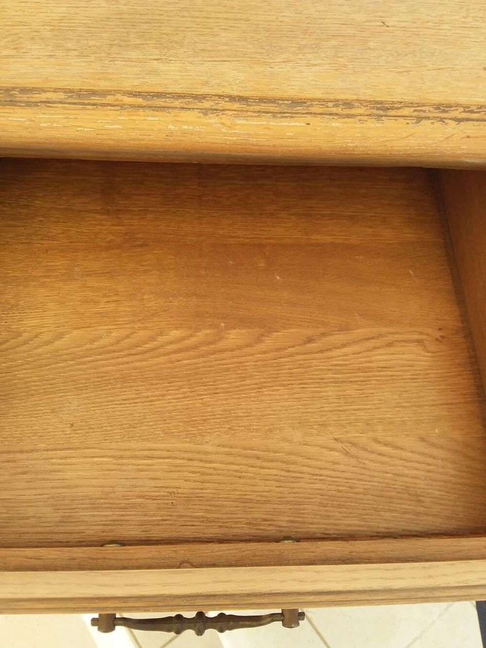 Donne meuble bas 4 portes non d&eacute;montable Meubles