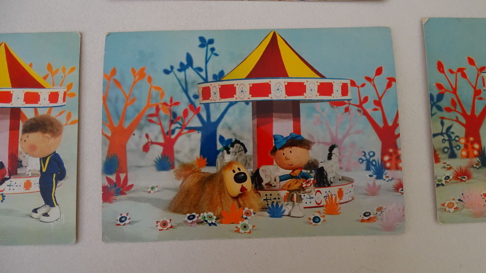 LOT 6 DE CARTES POSTALES Le Man&egrave;ge enchant&eacute; 