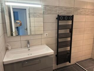  Appartement à louer 3 pièces 59 m²