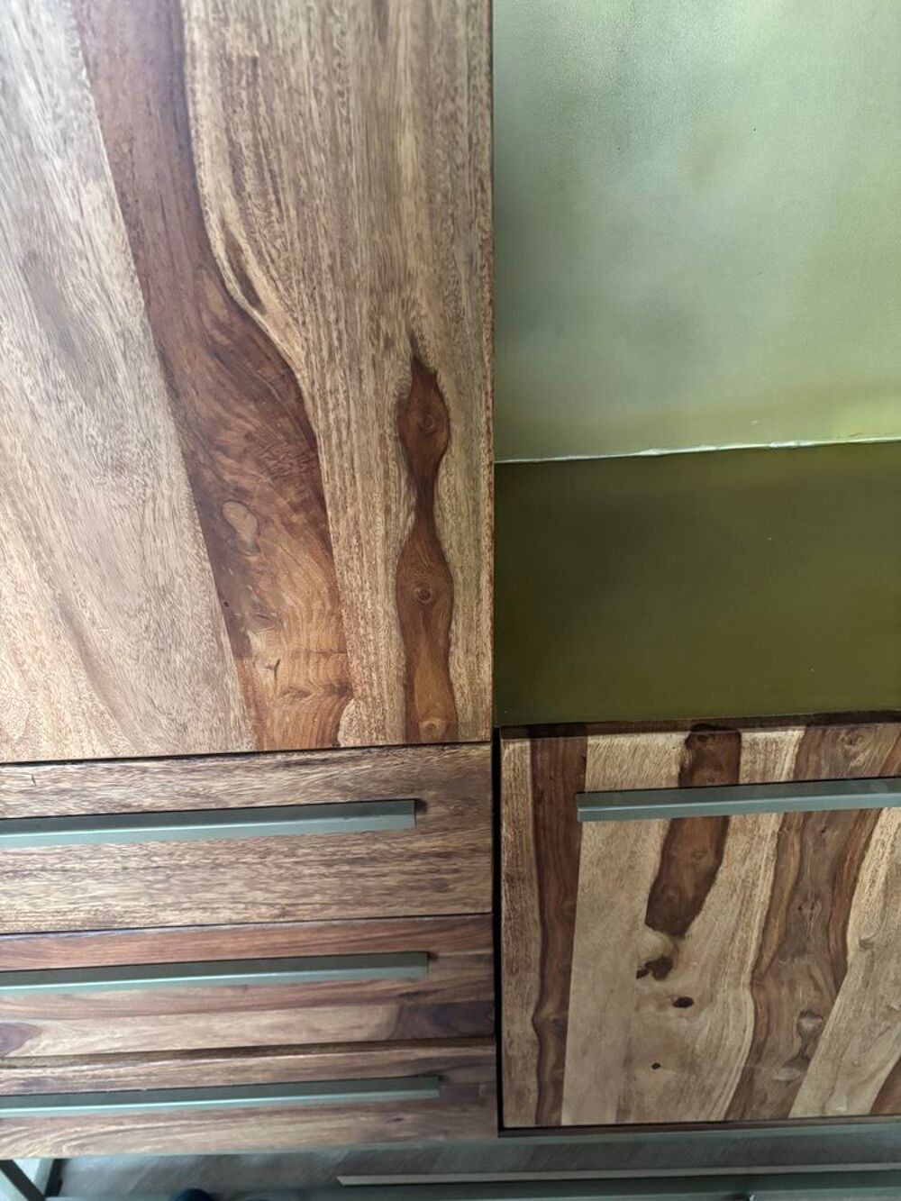 Buffet haut en bois de rose massif ou bois palissandre Meubles