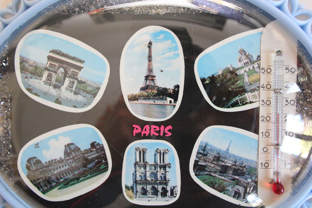 Cadre verre bomb&eacute; paillettes Souvenir de Paris 1950-60 Décoration