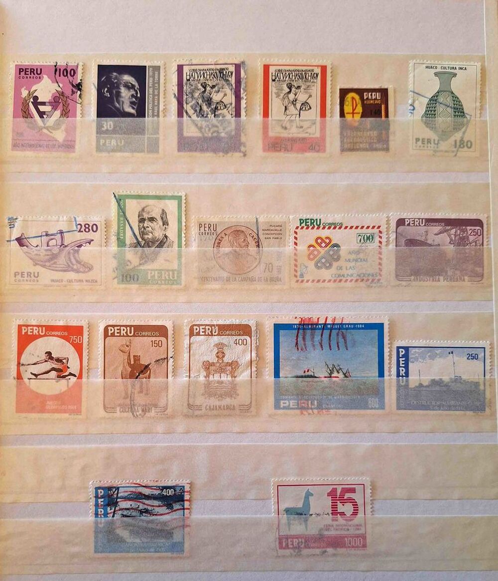 S&eacute;rie de timbres de collection du P&eacute;rou 
