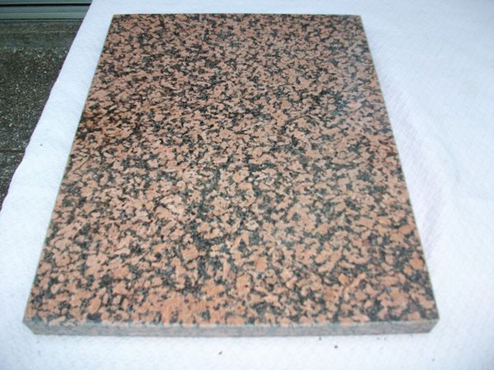 Dalles-Plaques de protection marbre (origine dessous po&ecirc;le) Décoration