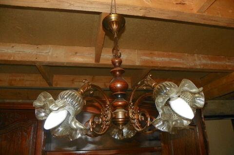 lustre bois et globes en verre  vintage  10 Ervy-le-Ch�tel (10)