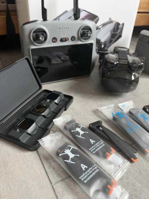 DJI Mini 5 Pro Fly More Combo, 3 batteries, sac de transport, DJI Care Paris 1 (75)