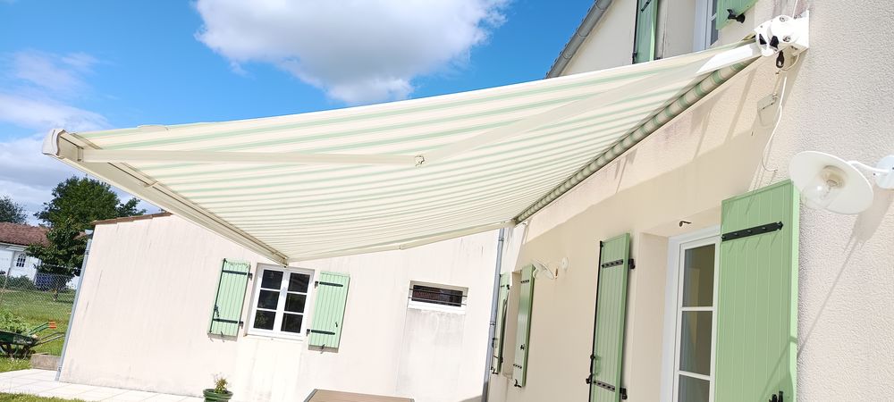 store banne coffre &eacute;lectrique
Jardin
