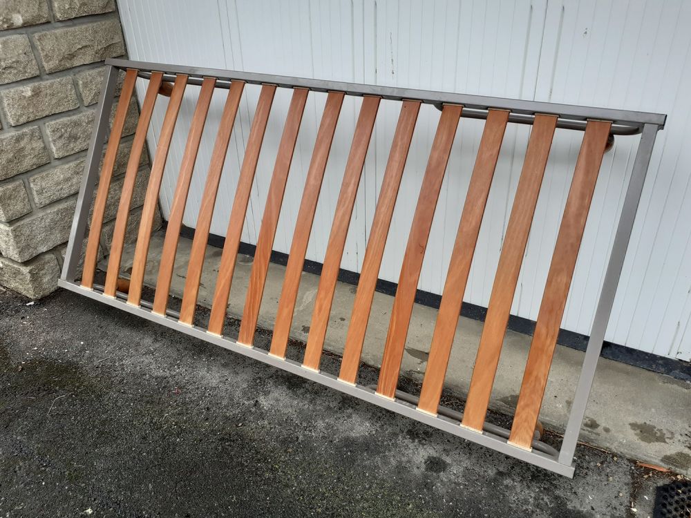 sommier sur pieds &agrave; lattes pour lit une personne Meubles