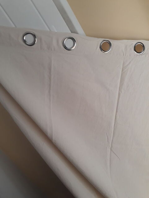 UNE PAIRE DE DOUBLE RIDEAUX 30 Bi�vres (91)