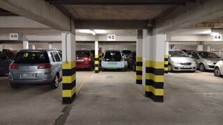 Location Parking/Garage emplacement de parking - Reims Centre ville Reims