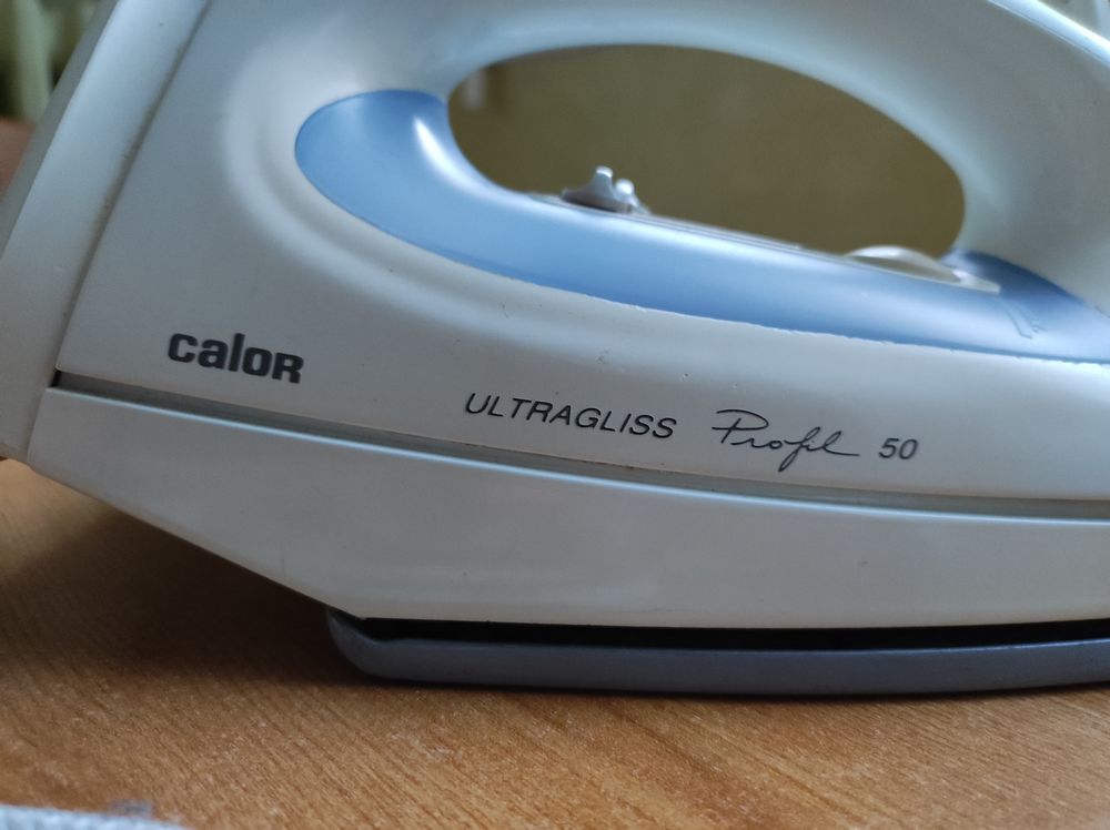 Fer &agrave; repasser CALOR Electroménager