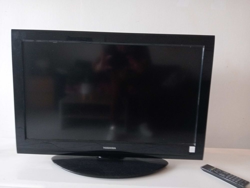 t&eacute;l&eacute;viseur Toshiba 80cm Photos/Video/TV