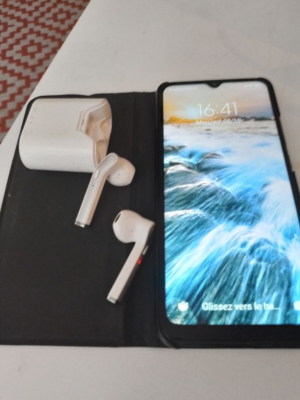 PARTICULIER LIMOGES CEDES TELEPHONE REDMI 9A Téléphones et tablettes