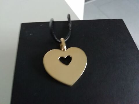 C?ur secret '' POIRAY'' 650 Brunoy (91)