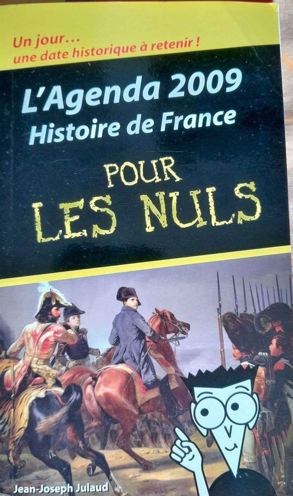 2 ouvrages sur l'Histoire. Livres et BD