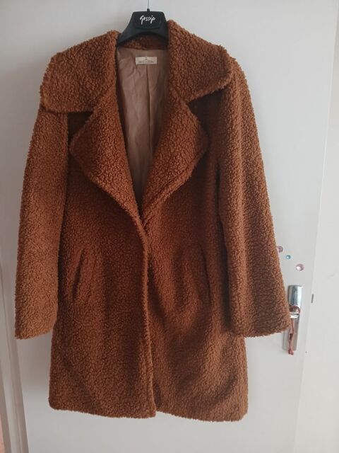 Manteau marron bouclettes Lyon 5 (69)