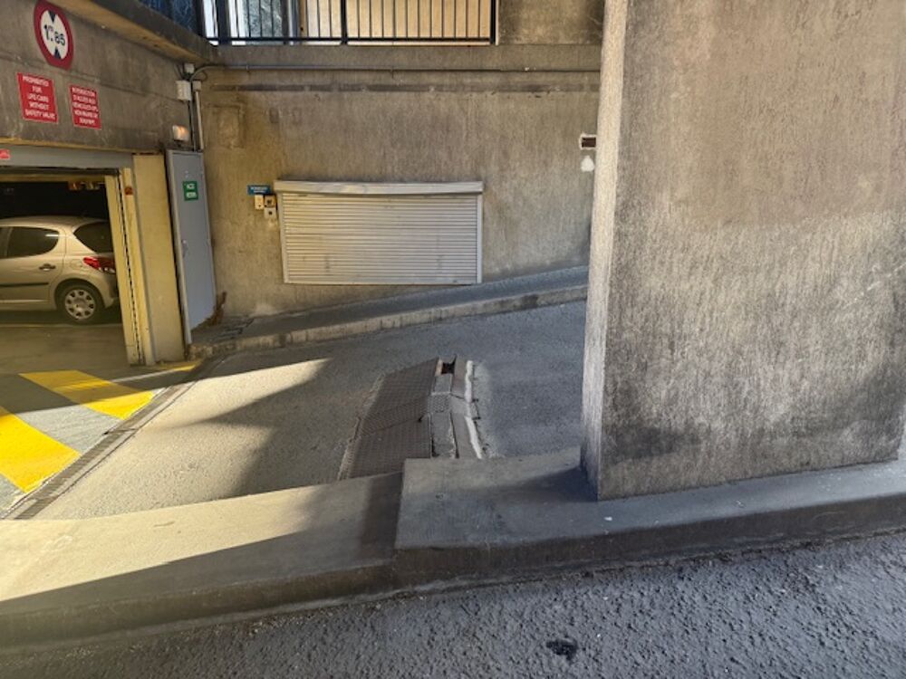 Location Parking/Garage PLACE DE PARKING PARIS 9e Paris 9