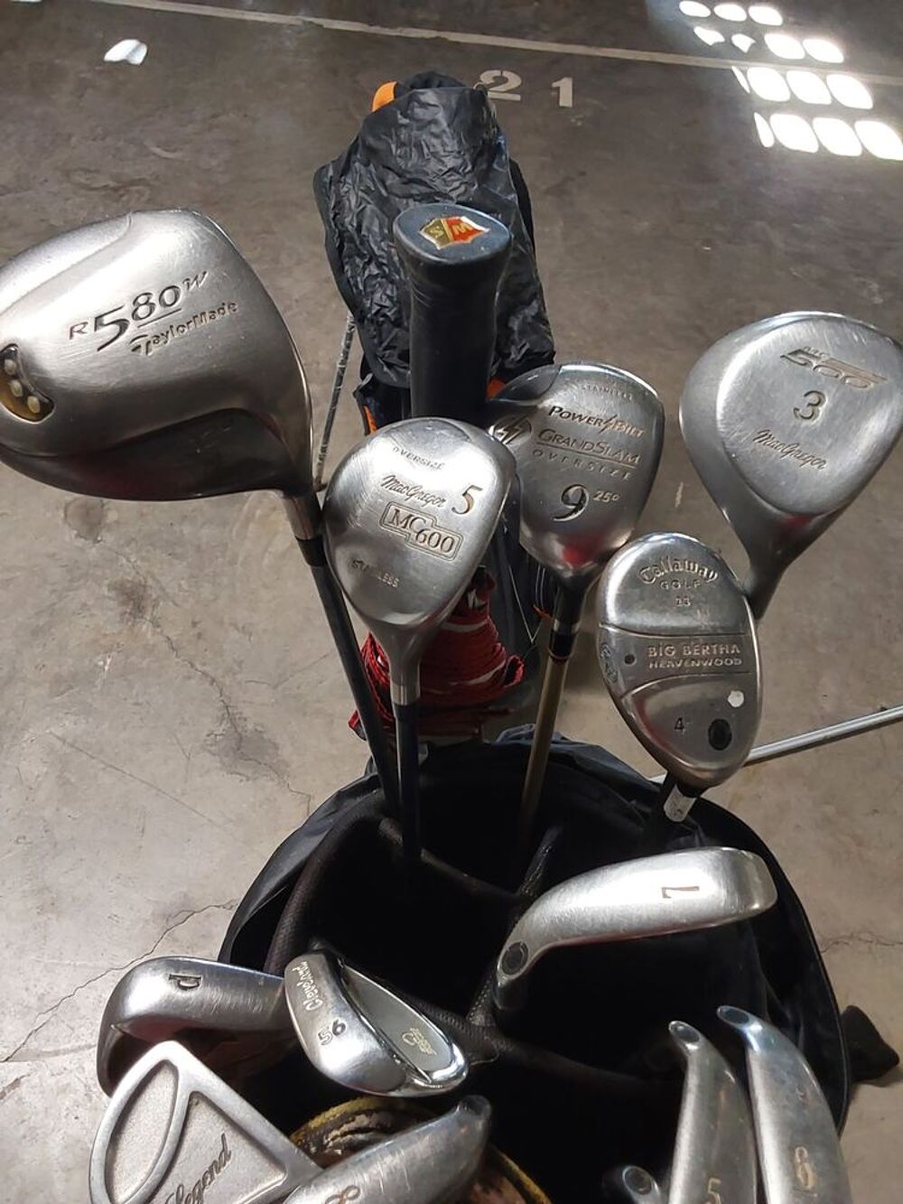 S&eacute;rie femme golf plus sac Sports