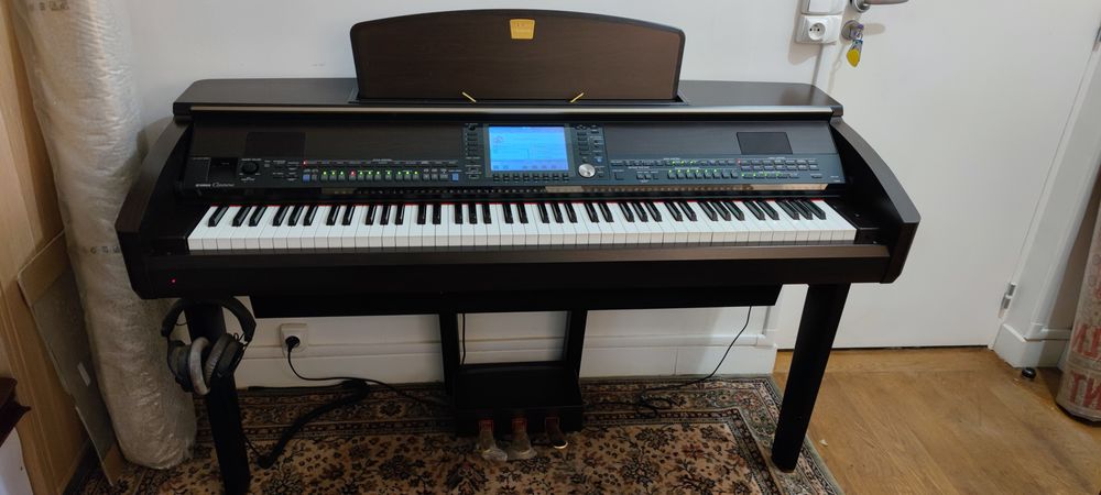 Piano digital Yamaha Clavinova CVP 407 Instruments de musique