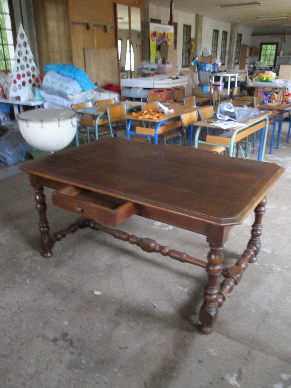 Grande table en ch&ecirc;ne Meubles