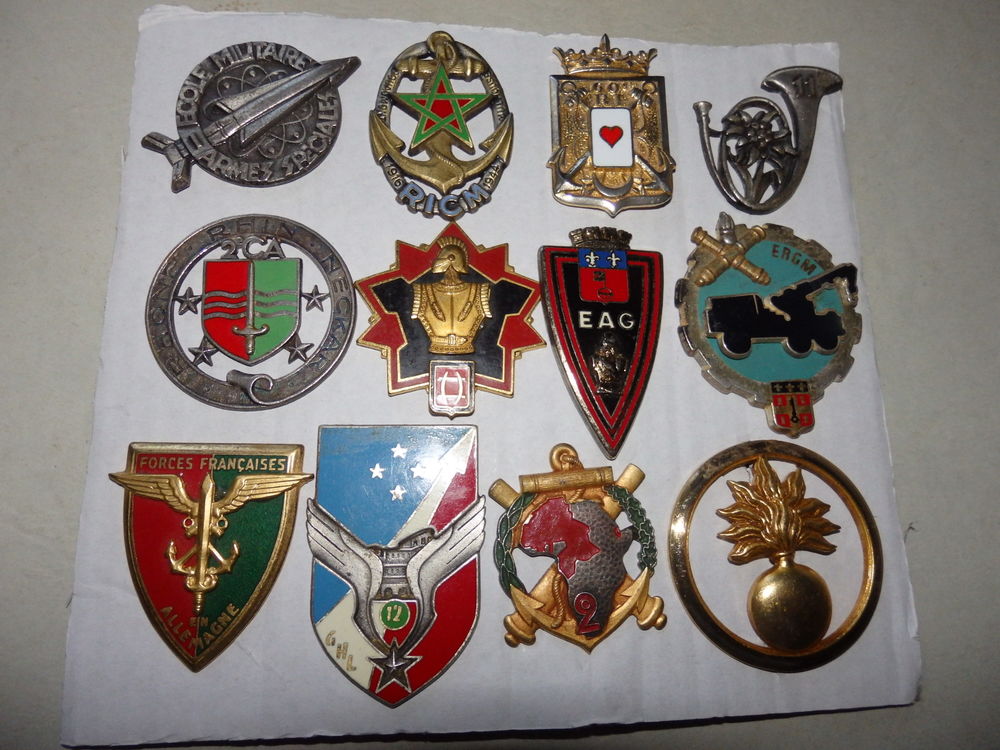 Militaria Insignes armee Fran&ccedil;aise 