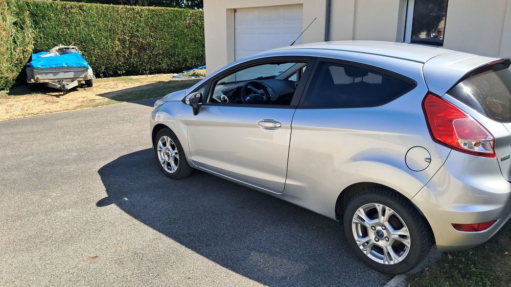 Fiesta 1.0 EcoBoost 100 S&S Edition 2016 occasion 52000 Semoutiers-Montsaon