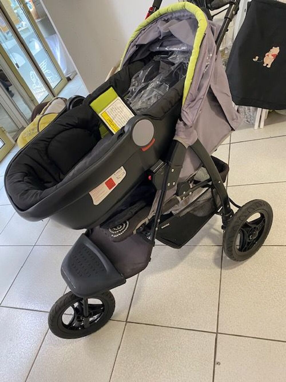 Nacelle, lit auto, base isofix &agrave; Montauban Pu�riculture