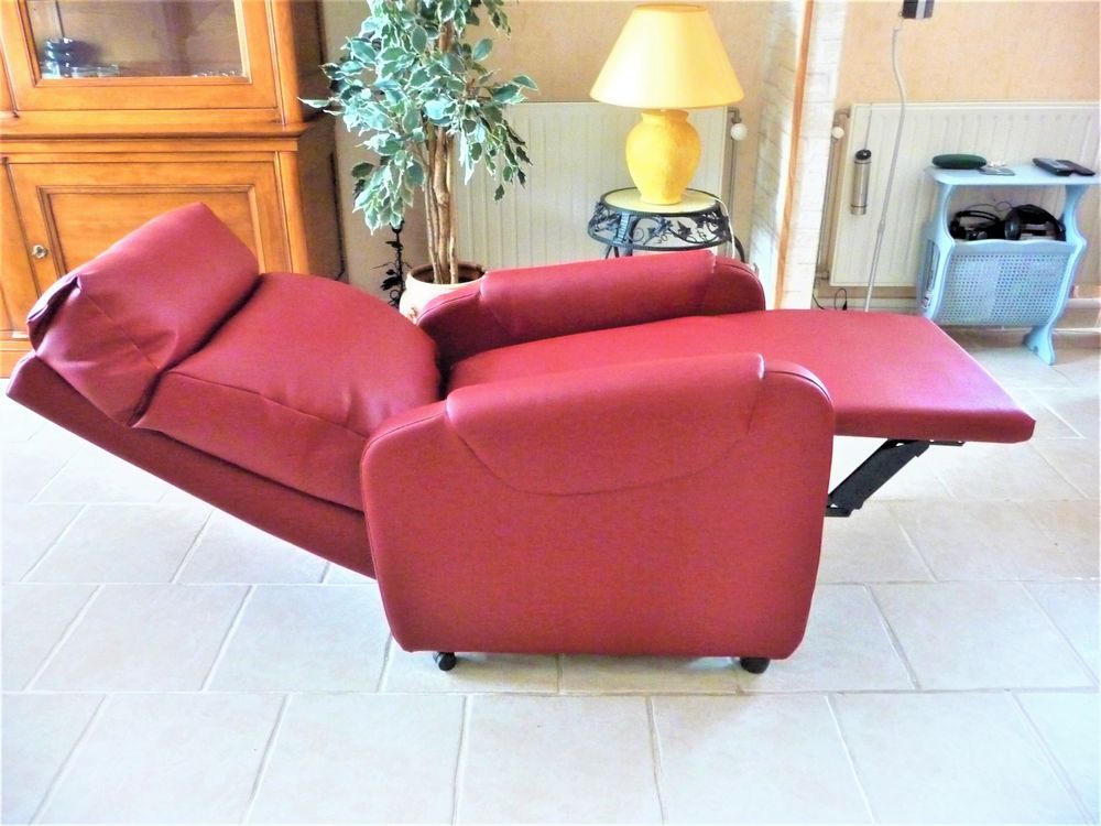 FAUTEUIL M&Eacute;DICALIS&Eacute; ELEC NEUF 2 MOTEURS RELEVEUR &amp; RELAX b Meubles