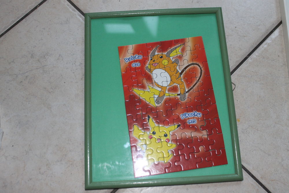 puzzle pokemon + cadre pikachu, raichu Jeux / jouets