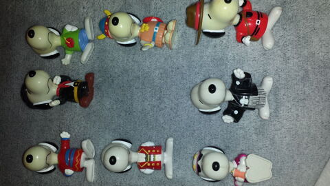 LOT 8 SNOOPY FIGURINES MCDONALD'S 30 Triel-sur-Seine (78)