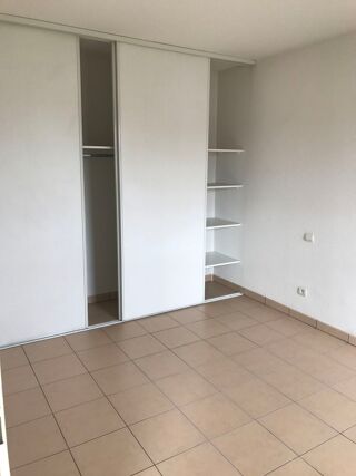  Appartement à louer 2 pièces 38 m²