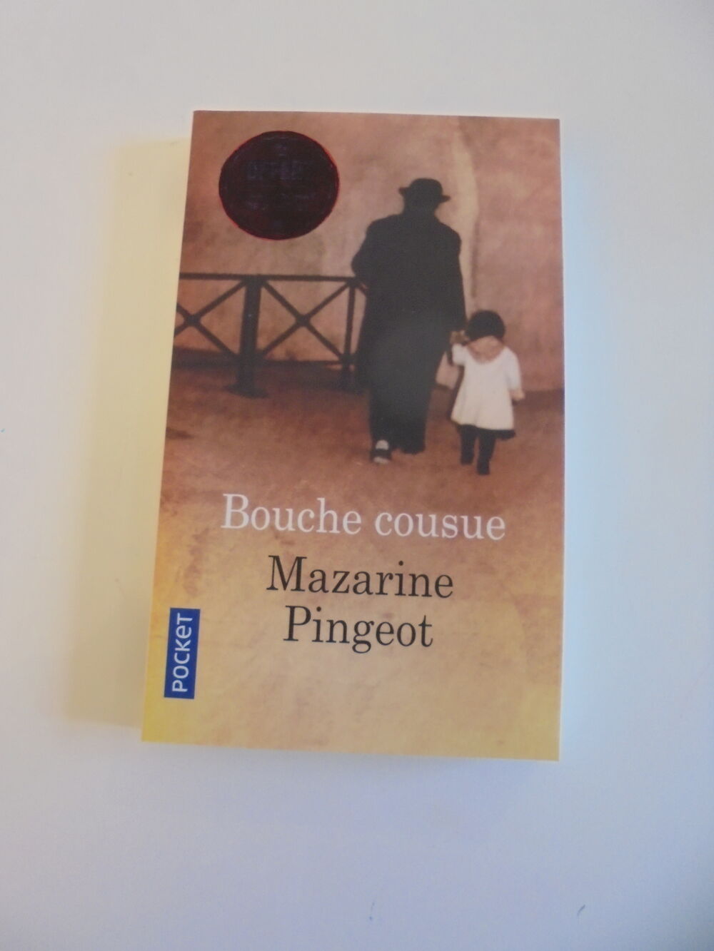 Bouche cousue (109) Livres et BD