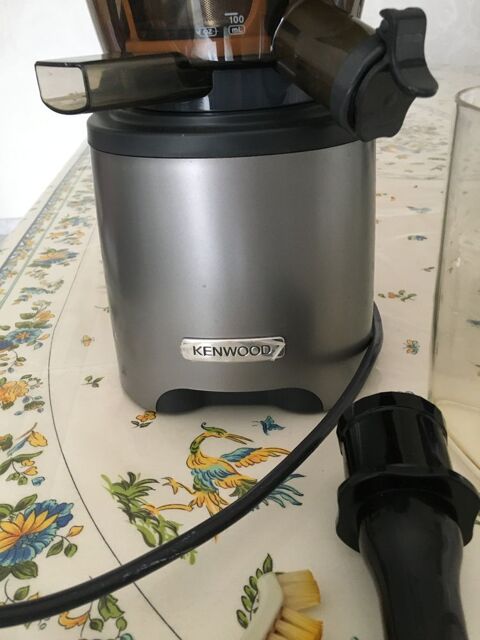 Centrifugeuse extracteur de jus KENWOOD 
135 Le Grau-du-Roi (30)