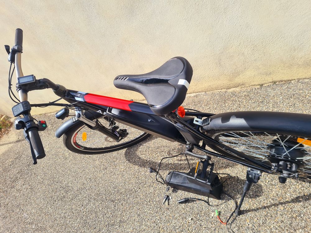 vtt electrique comme neuf
Vélos
