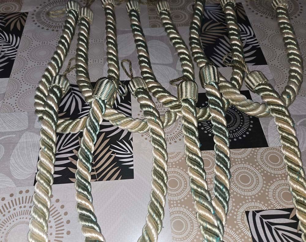 EMBRASSES DE DOUBLE-RIDEAUX Décoration