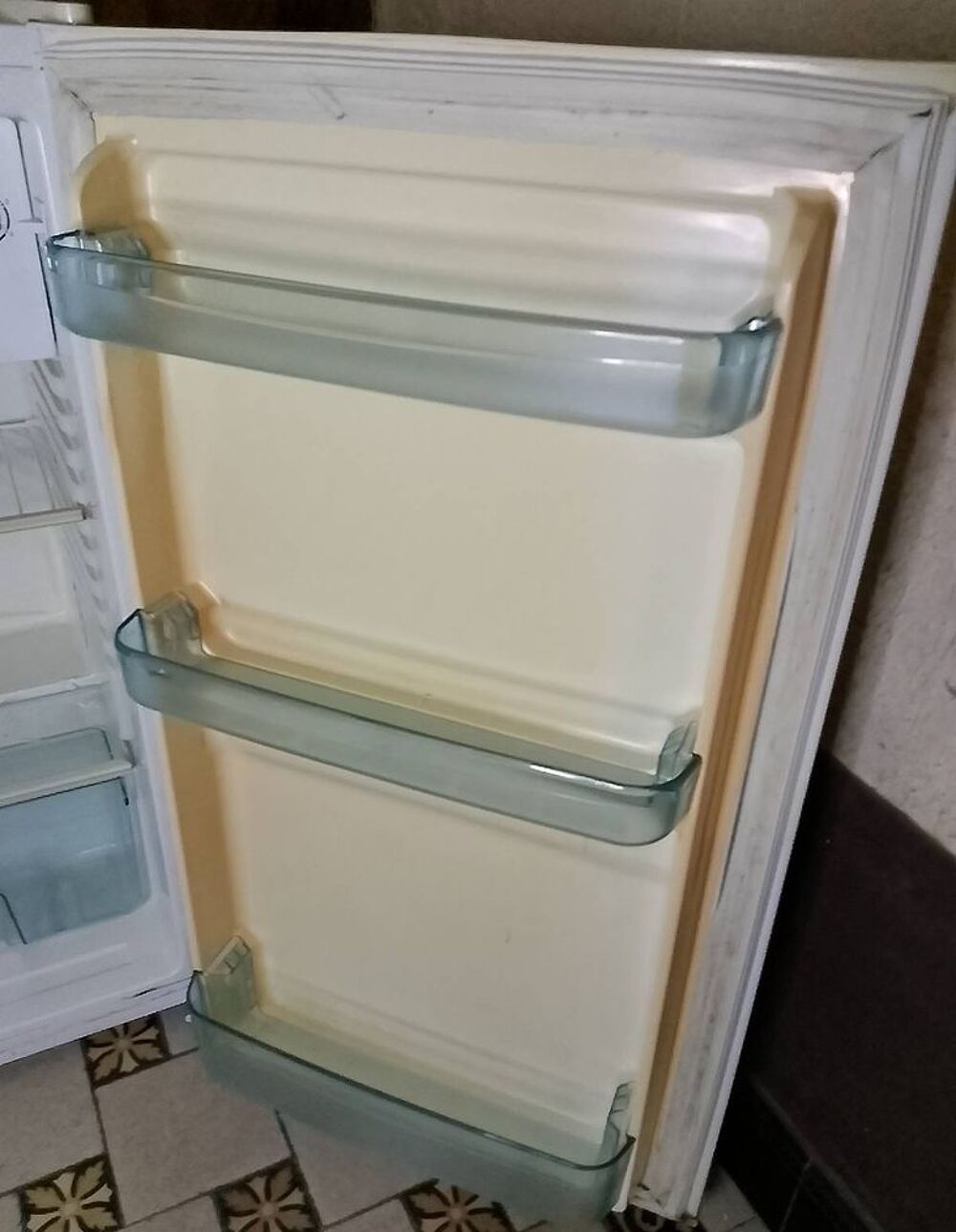 R&eacute;frig&eacute;rateur / Cong&eacute;lateur 120L 60 euros Electromnager