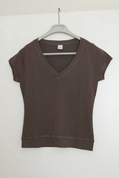 Tee-shirt col en V marron, CAMAÏEU, Taille XXL (46) TBE 3 Bagnolet (93)