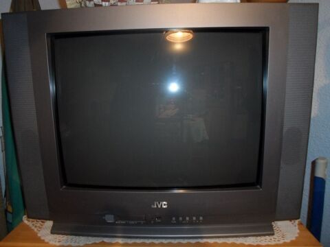 TV 80cm 15 La Londe-les-Maures (83)