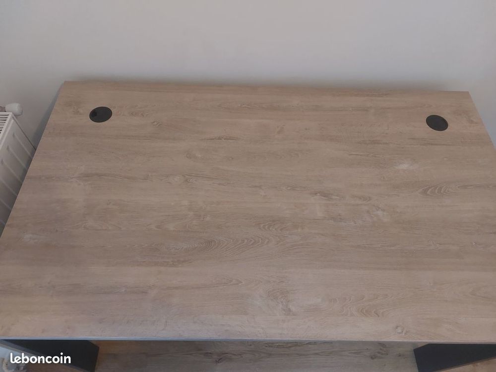 Bureau de travail Meubles