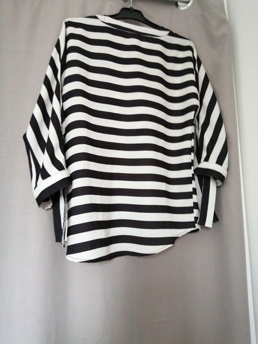 Tee-shirt Vêtements