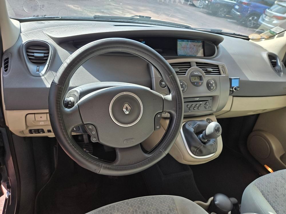 Sc&eacute;nic II Scenic 1.5 dCi 105 Carminat 2007 occasion 38300 Bourgoin-Jallieu