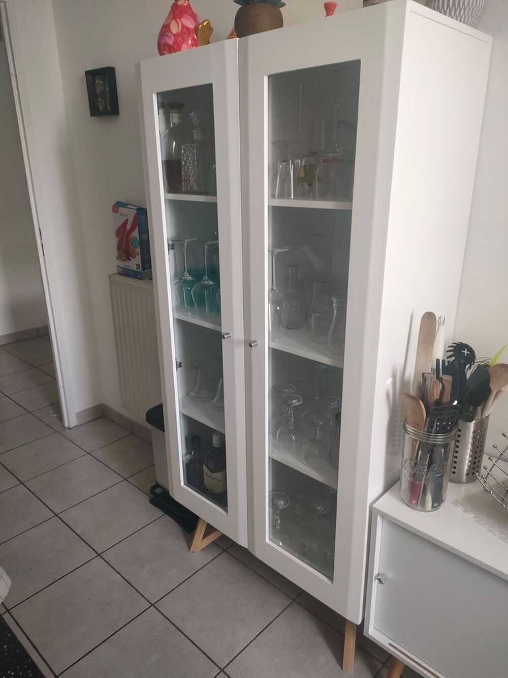 Vitrine blanc laqu&eacute; Meubles