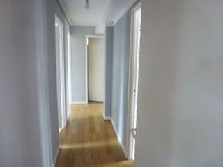  Appartement à louer 6 pièces 117 m²