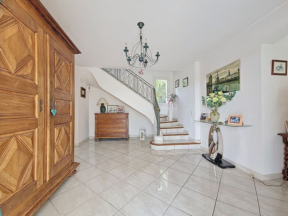 Vente Maison VALESCURE EN PLEIN COEUR DES GOLFS VILLA  6 PIECES Saint-raphaël