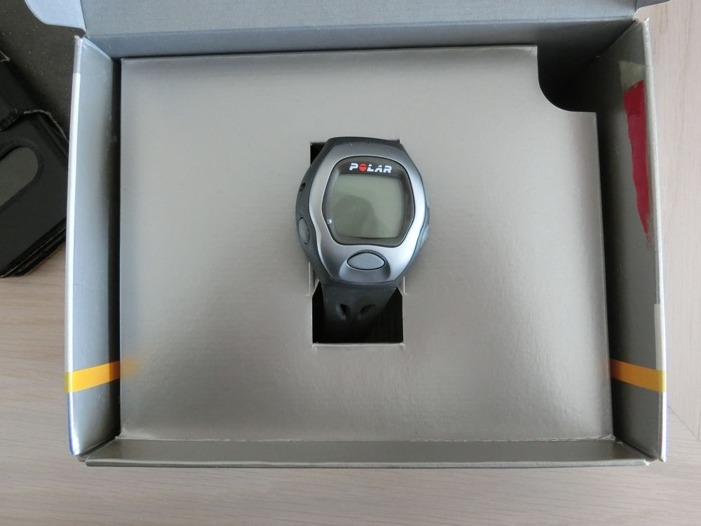 Cardiofr&eacute;quencem&egrave;tre POLAR Bijoux et montres