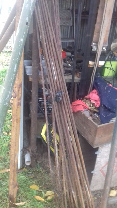 piquets de cl�ture en fer 1 Saint-Gaultier (36)