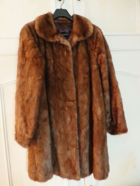 MANTEAU DE FOURRURE
250 Cussey-sur-l'Ognon (25)