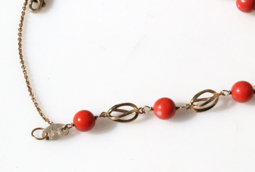 BRACET en OR et PERLES de CORAIL 18 K carats cts 750 BIJOU Bijoux et montres