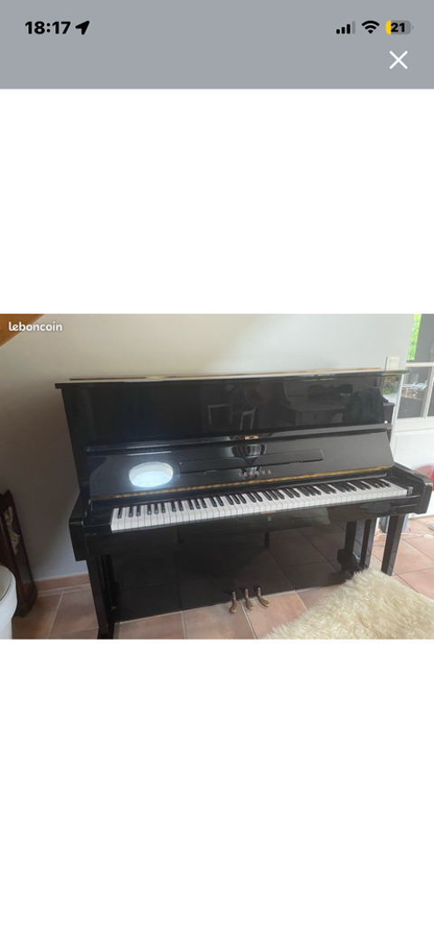 Piano droit Yamaha Saint-Malo (35)