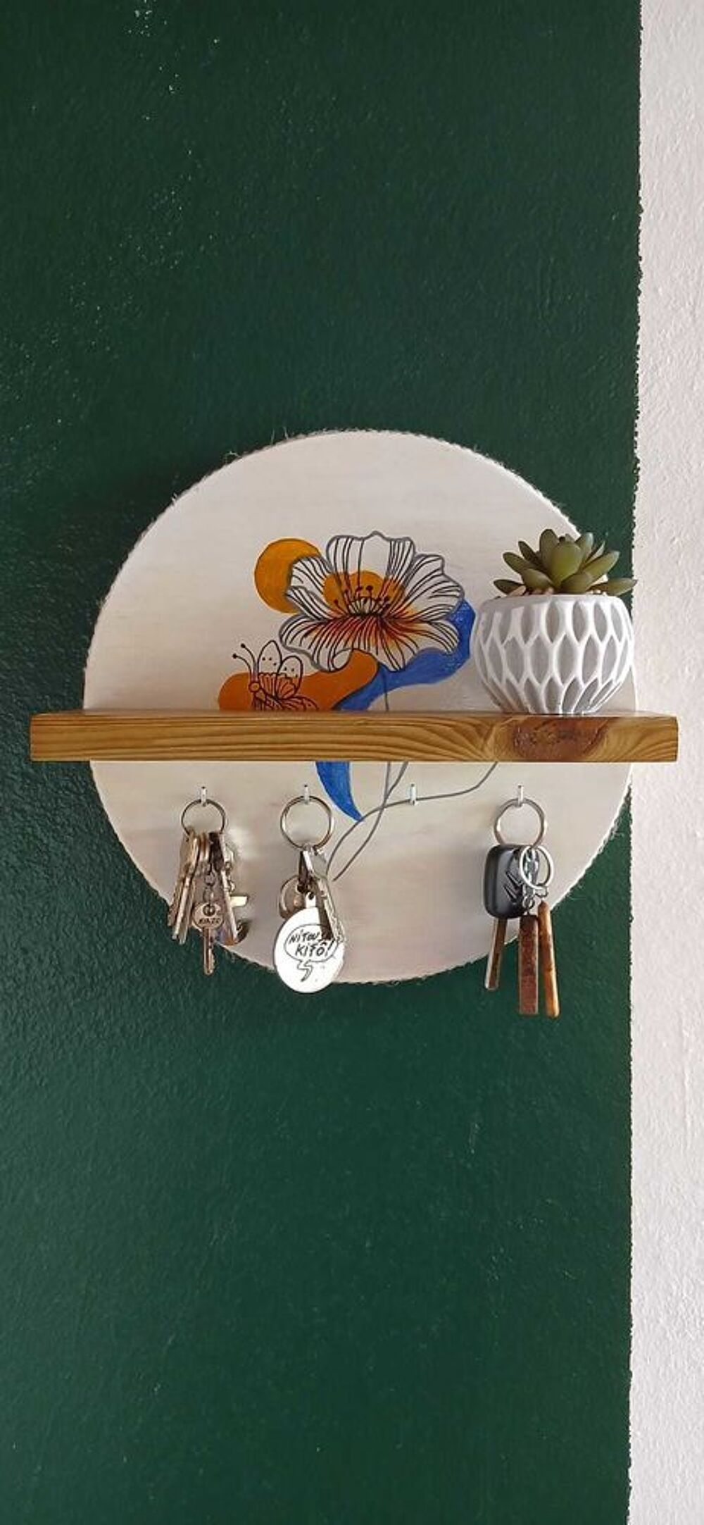 &eacute;tag&egrave;re porte cl&eacute; et plante Décoration